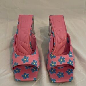 Gianni Bini flower heels